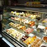 ケーキハウス ナルミ - 2011.10.23 今日は「いもんぶらん」がないですね・・・