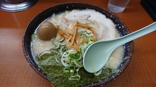 屋台ラーメン とんこつ貴生 - 