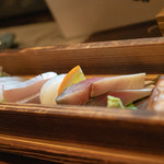 和食　七福神 - 2019.1 お刺身の盛り合わせ（1,500円～）真鯛、カンパチ、甲イカ、〆サバ、地ダコ