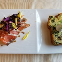 山手十番館 レストラン＆カフェ - オーロラサーモンとケークサレ