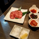 Yakiniku Moton - 