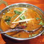 タンドールバル カマルプール - サンマのカレー