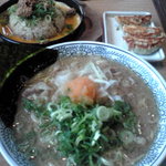 丸源ラーメン - 肉そば　鉄板玉子チャーハン　餃子