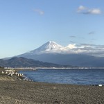 いちまる水産 - 三保松原から望む絶景の富士