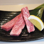 Honkaku Yakiniku Kazokutei Kanro - 