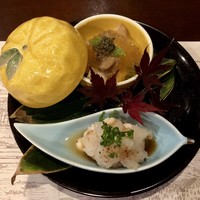 韻松亭 - 白子ポン酢、長芋と鮑と林檎の柿のゼリー寄せ