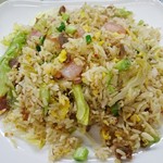 榮泰美食坊 - 招牌香辣炒飯