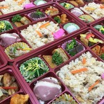 愛され弁当 よりみち - 季節の野菜も大事にしています！