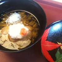 日本料理 四季彩 - 煮物：海老芋揚げ出し菊花あん紅葉おろし白髪葱