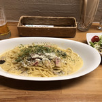 オレガノ食堂 - カルボナーラ大盛