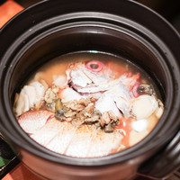 のどぐろ専門 銀座中俣 はなれ - のどぐろ一尾丸ごと土鍋ご飯鮑乗せ