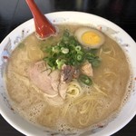 長浜ラーメンとん吉 - 大盛らーめん♪