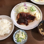 とんかつオゼキ本店 - とんかつ定食  1700円(内税)