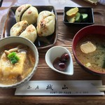 茶房　城山 - おやきセット＆おやき