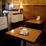 珈琲モリナガ - 椅子カバーが素敵