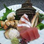 酒房　田月 - お造りはおまかせするとその日の美味しいのを出してくれます