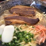 まーちゃん食堂 - 三枚肉そばアップ