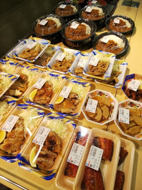 とれとれ市場 お惣菜や 白浜 弁当 食べログ とれとれ市場 お惣菜や 白浜 弁当 食べログ