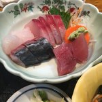 カク一 - 平目、カンパチ、鰹、平目、どの魚も鮮度抜群です！