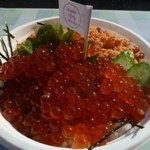 丸五水産 - 海鮮親子丼