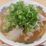 ラーメンエイト - 特大中華そば