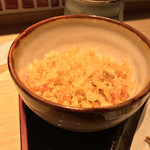 味奈登庵 - 無料となった揚げ玉はもちろん貰う。