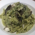 ナナイロパスタ - 【参考】期間限定（終了）甲イカと秋茄子の塩レモンジェノベーゼ（大盛）1,080円＋250円。