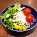 Shirokiya - サラダにシーザードレッシング