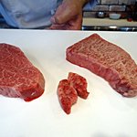 She'll be - 佐賀牛Ａ５の１２番のヒレ（左）とサーロイン（右