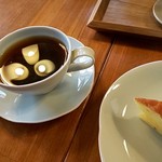 拓坊 - 料理写真:オレンジケーキとコーヒー