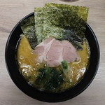 らーめん 武双家 - らーめん(600円、真上から)