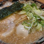 とんこつらぁ麺 松もと - とんこつラーメン♪