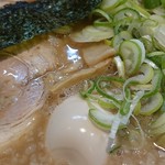 とんこつらぁ麺 松もと - とんこつラーメン♪