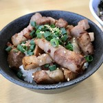 麺屋 しん蔵 - チャーシュー丼 300円