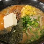 王時計 - みそバターラーメン　ズームアップ