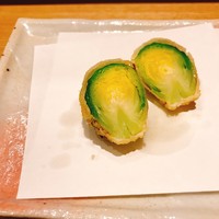 天麩羅 なか江 - 柔らかい芽キャベツ