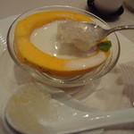 礼華　青鸞居 - ココナッツミルクにツバメの巣を入れて