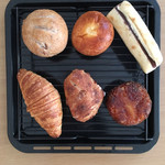 パンヤ・クルート - 見た目から美味しいパンたち