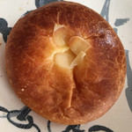 パンヤ・クルート - クリームパン