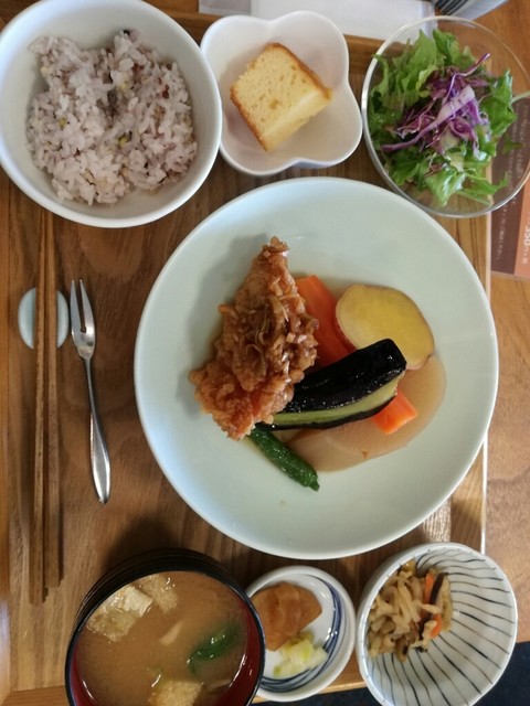 閉店 キャトルセゾン 旬 天神イムズ店 Quatre Saisons Shun シュン 天神 自然食 食べログ