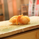 東麻布 天本 - 赤貝