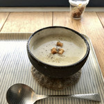 白楽ベーグル - ごぼうのポタージュ