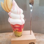 FRUITS PARFAIT