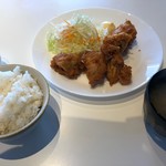 カフェ シュシュ - からあげ定食