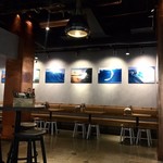 PAIA Fishmarket Waikiki - 店内