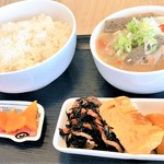 大洗手作り弁当 BEN.TO - もつ煮ライス