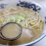 Ajinokahei - バターが溶け込んだコクのあるスープ