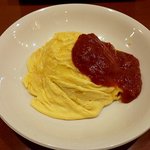 フィオリ - オムライス・トマトソース