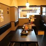 鉄板鍋屋 ひらの兆治 - テーブル席※団体席もご用意できます