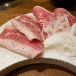 和牛A5雌牛と熟成牛舌 肉屋いちゆく - 